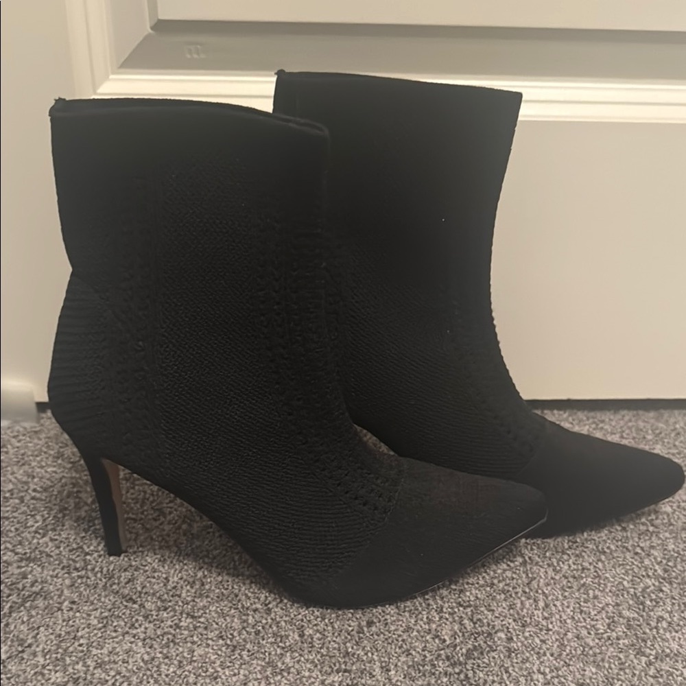 Elegant Black Women's Ankle Boots - Picture 2 of 6